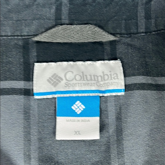 Columbia Men's Gray Plaid Long-Sleeve Button Down Shirt Sz XL - Picture 6 of 9